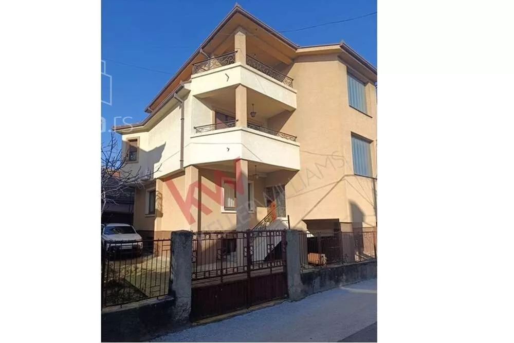 3-etažna kuća | 4zida