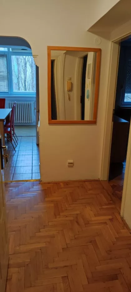 Krfska 2 | 4zida.rs