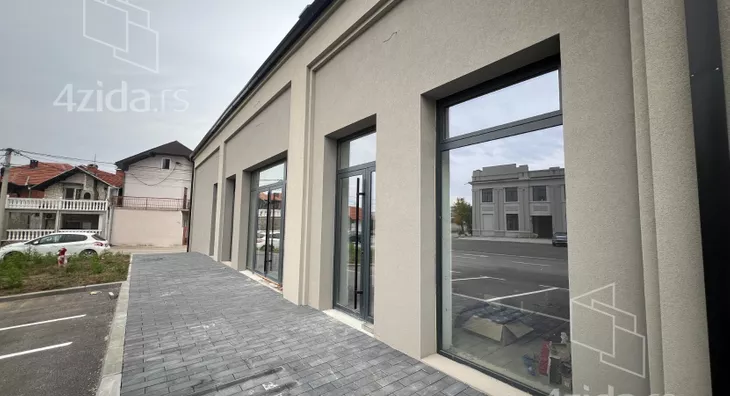 Poslovni prostor | 4zida