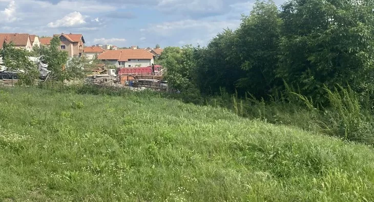 Plac | 4zida
