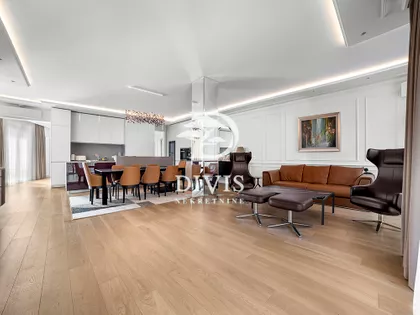 Mome Kapora | 4zida.rs