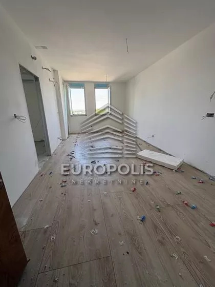 Cara Dušana | 4zida.rs