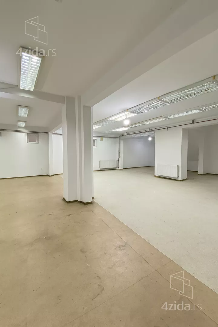 Poslovni prostor | 4zida