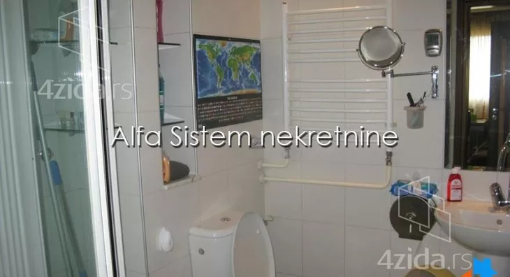 Petosoban stan | 4zida