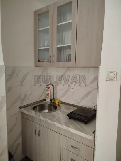 Obrenovićeva | 4zida.rs