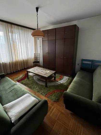 Vladimira Tomanovića | 4zida.rs