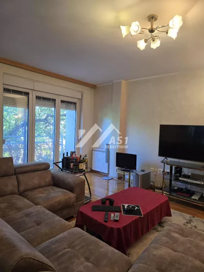 Hopovska | 4zida.rs