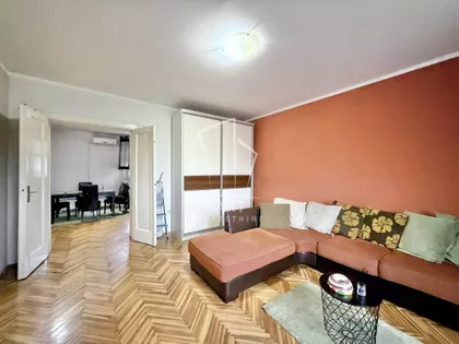 Ustanička | 4zida.rs