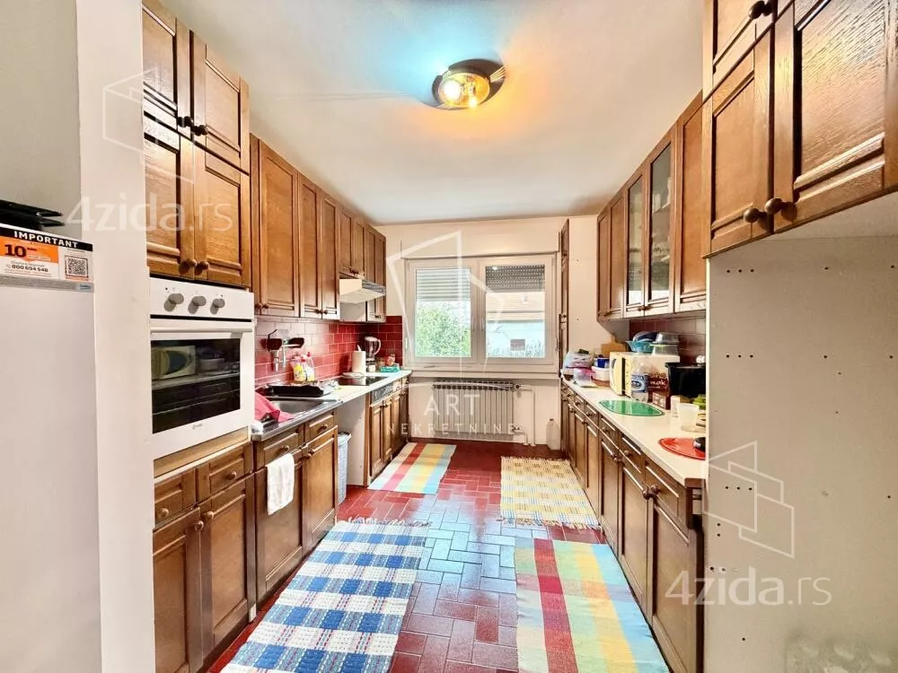 3-etažna kuća | 4zida