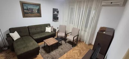 Obrenovićeva | 4zida.rs