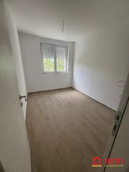 Lipov Gaj | 4zida.rs