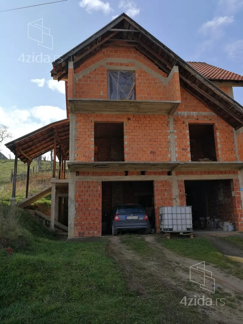 3-etažna kuća | 4zida
