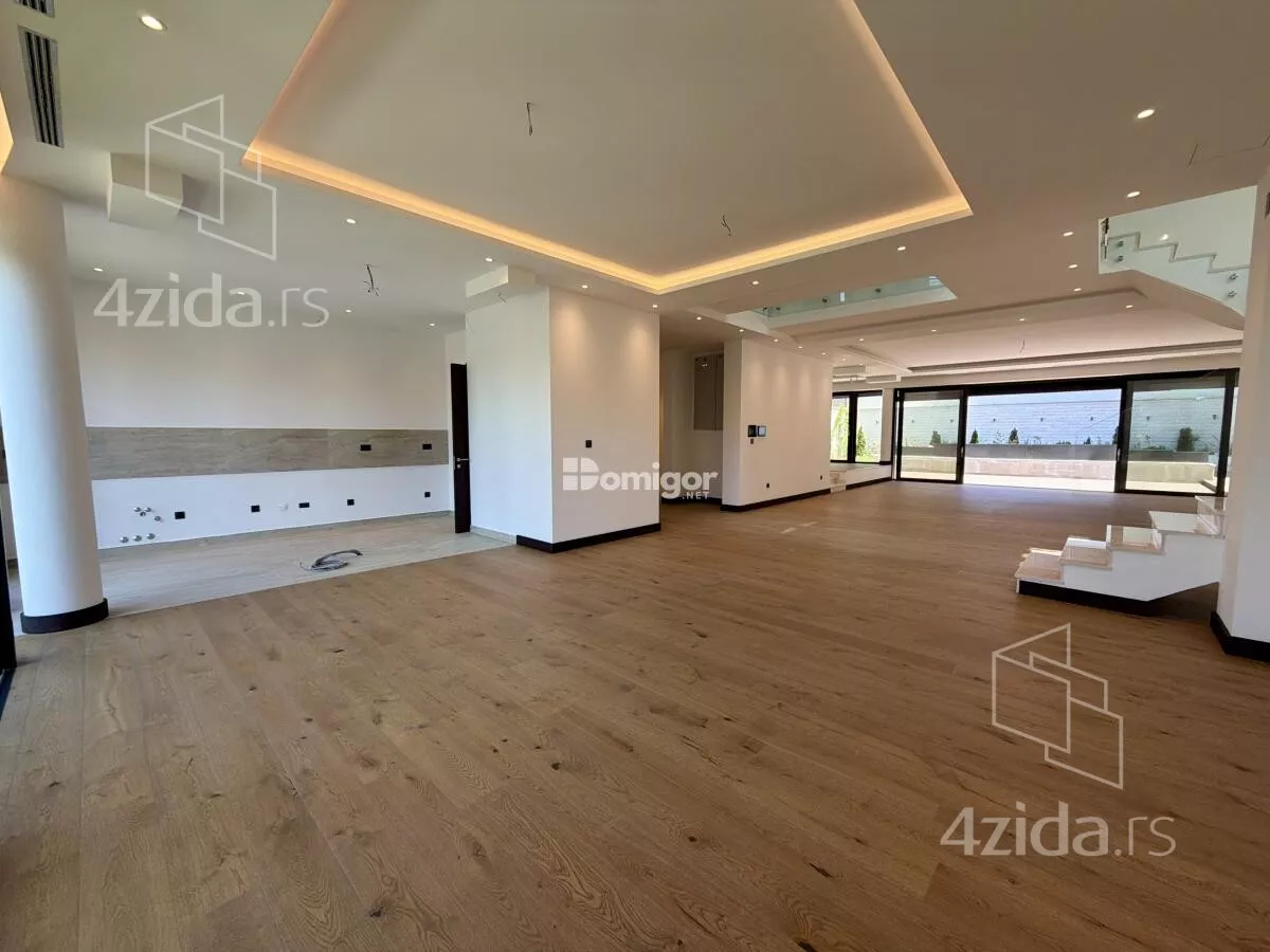 Kuća | 4zida
