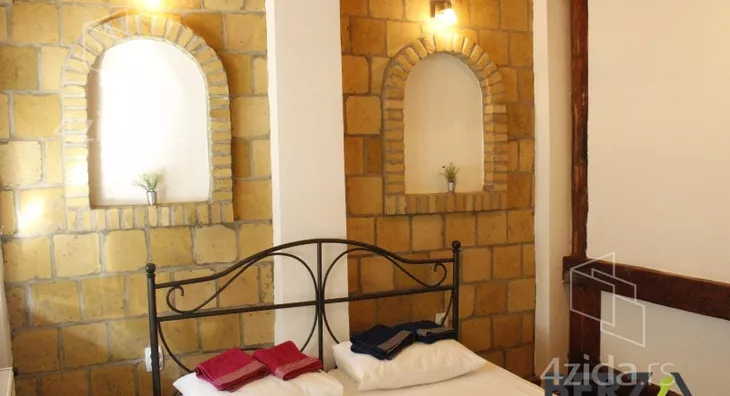 Petosoban stan | 4zida