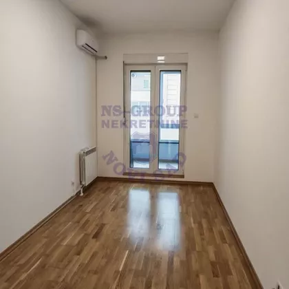 Bulevar Oslobođenja | 4zida.rs