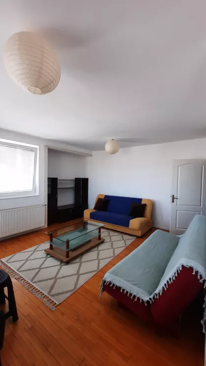 Trg Kosturnica | 4zida.rs