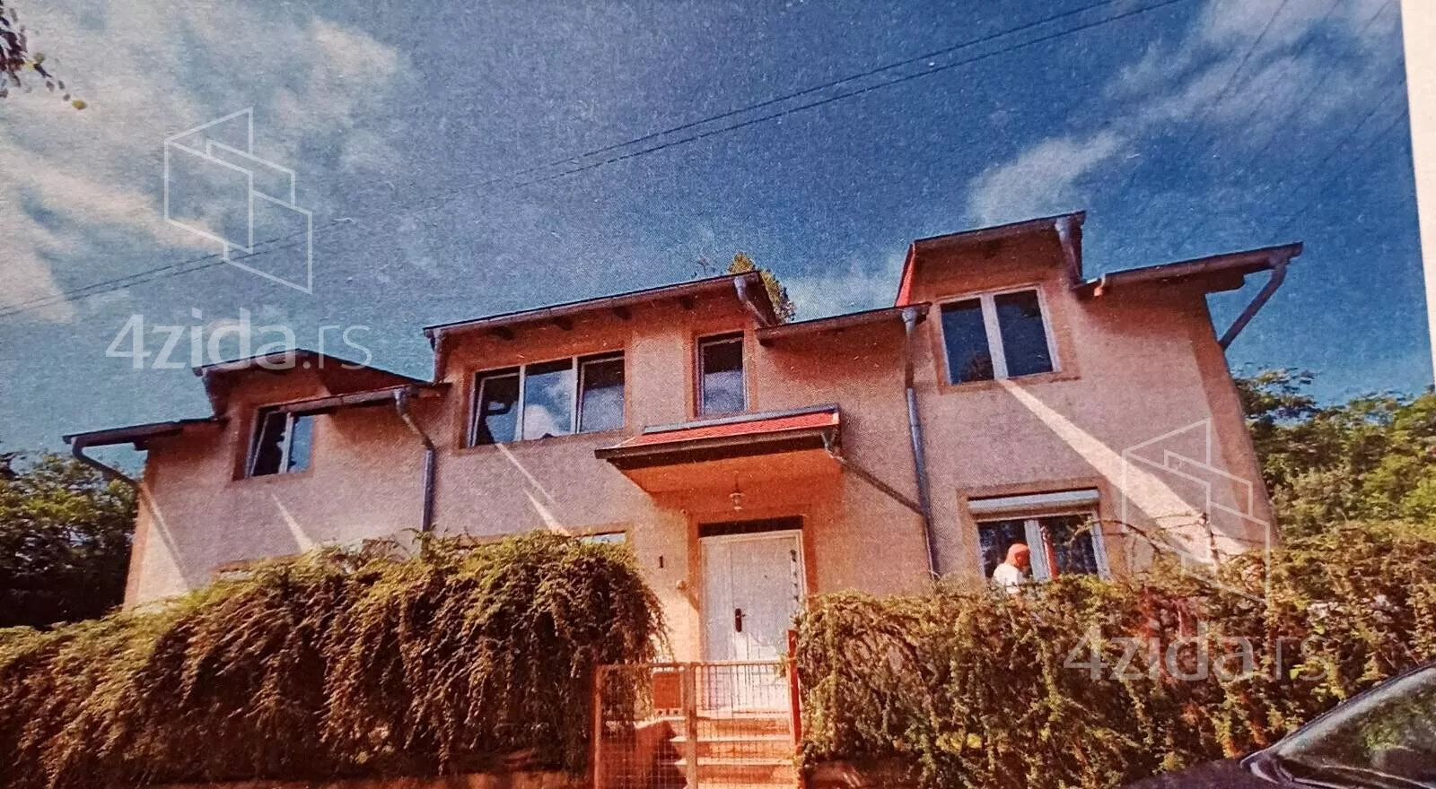 Petosoban stan | 4zida