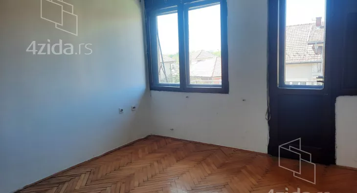 4-etažna kuća | 4zida