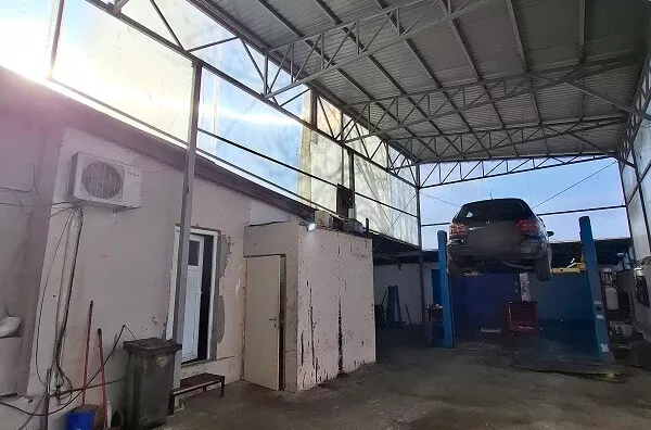 Lokal | 4zida