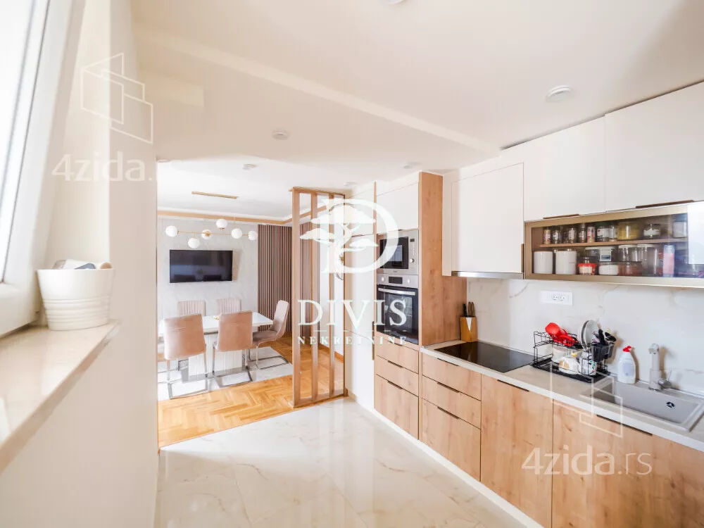 Troiposoban stan | 4zida