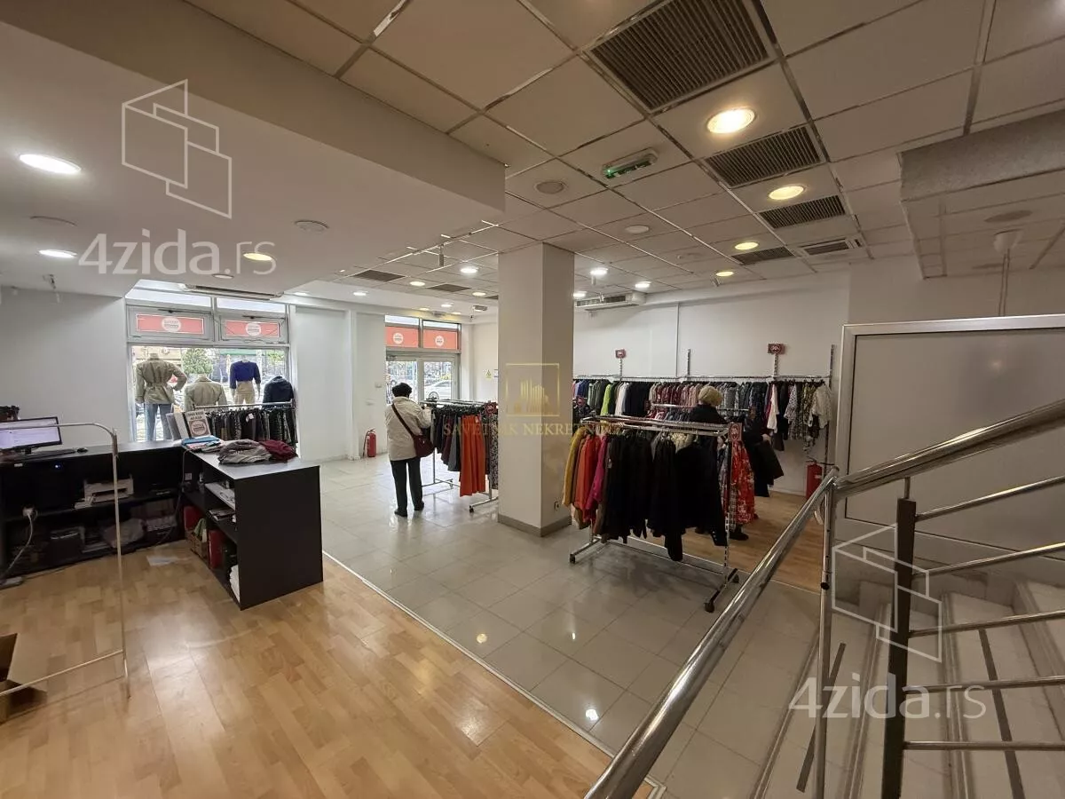 Poslovni prostor | 4zida