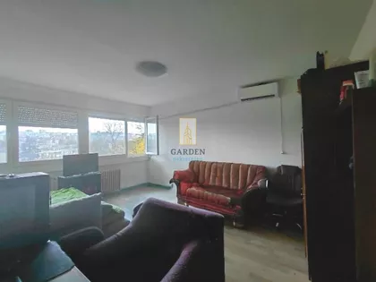 Ustanička | 4zida.rs