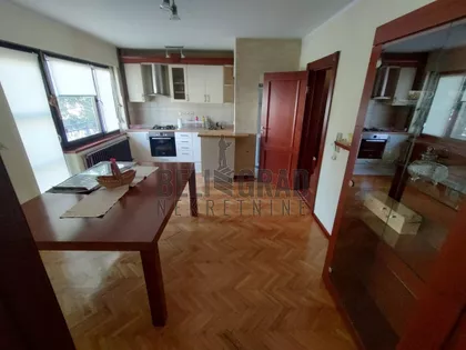 Novi Banovci | 4zida.rs