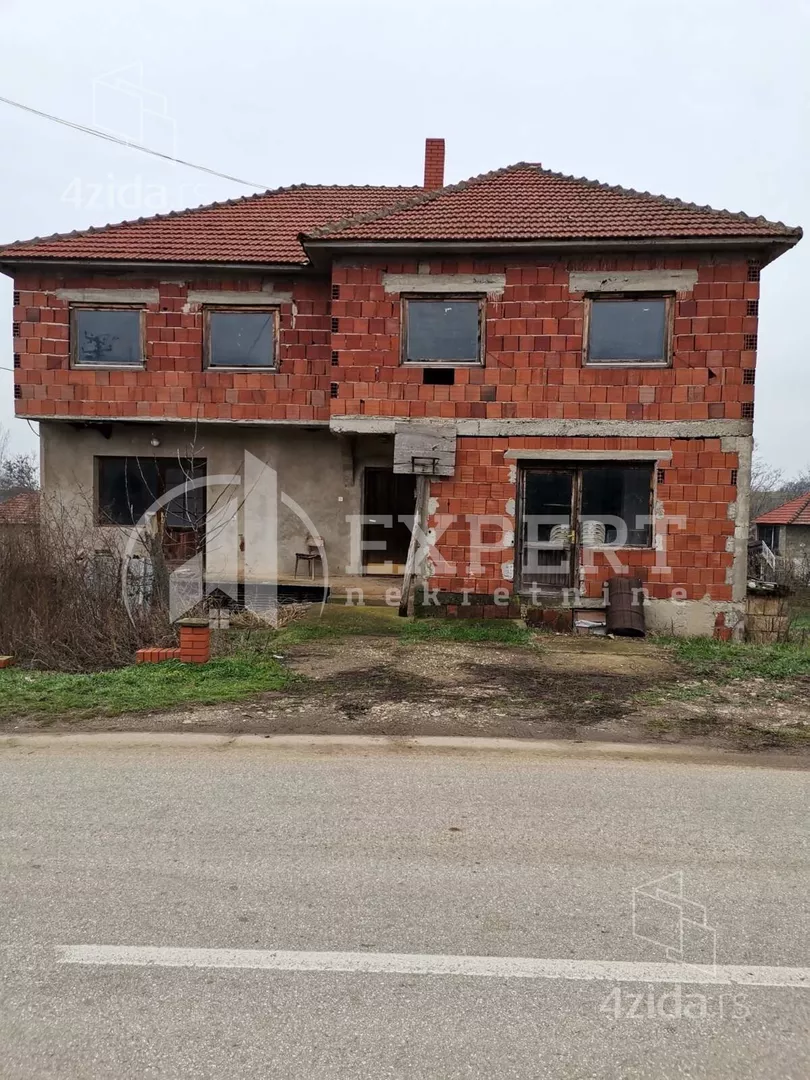 3-etažna kuća | 4zida