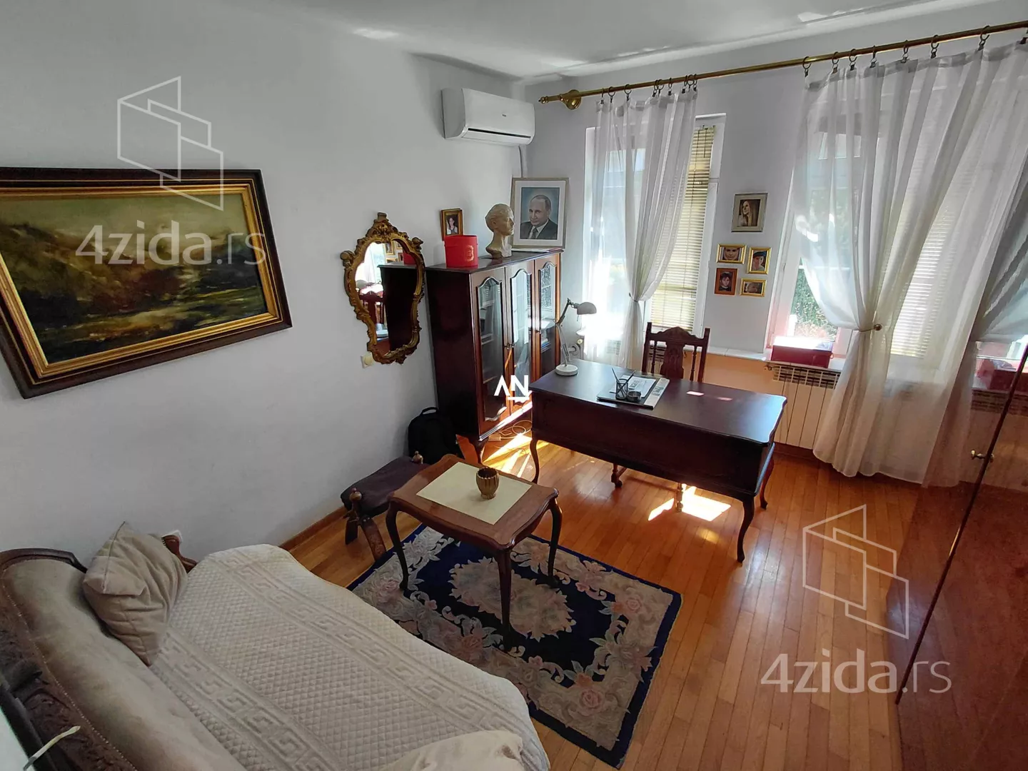 Petosoban stan | 4zida