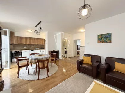 Cara Uroša | 4zida.rs