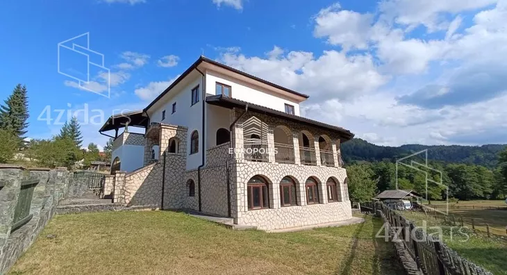 4-etažna kuća | 4zida