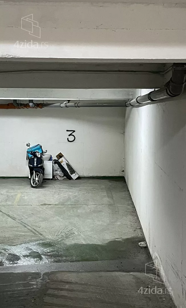 Garaža/Parking | 4zida