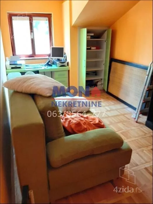 Šestosoban stan | 4zida