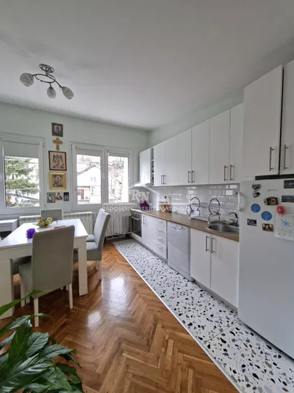 Snežane Hrepevnik | 4zida.rs