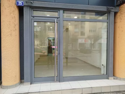 Dr Kuželja 25 | 4zida.rs