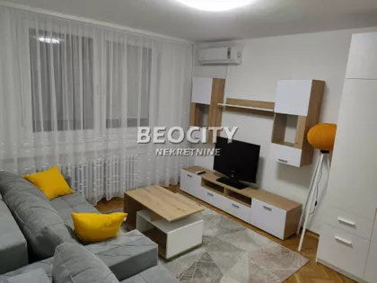 Milana Simovića | 4zida.rs