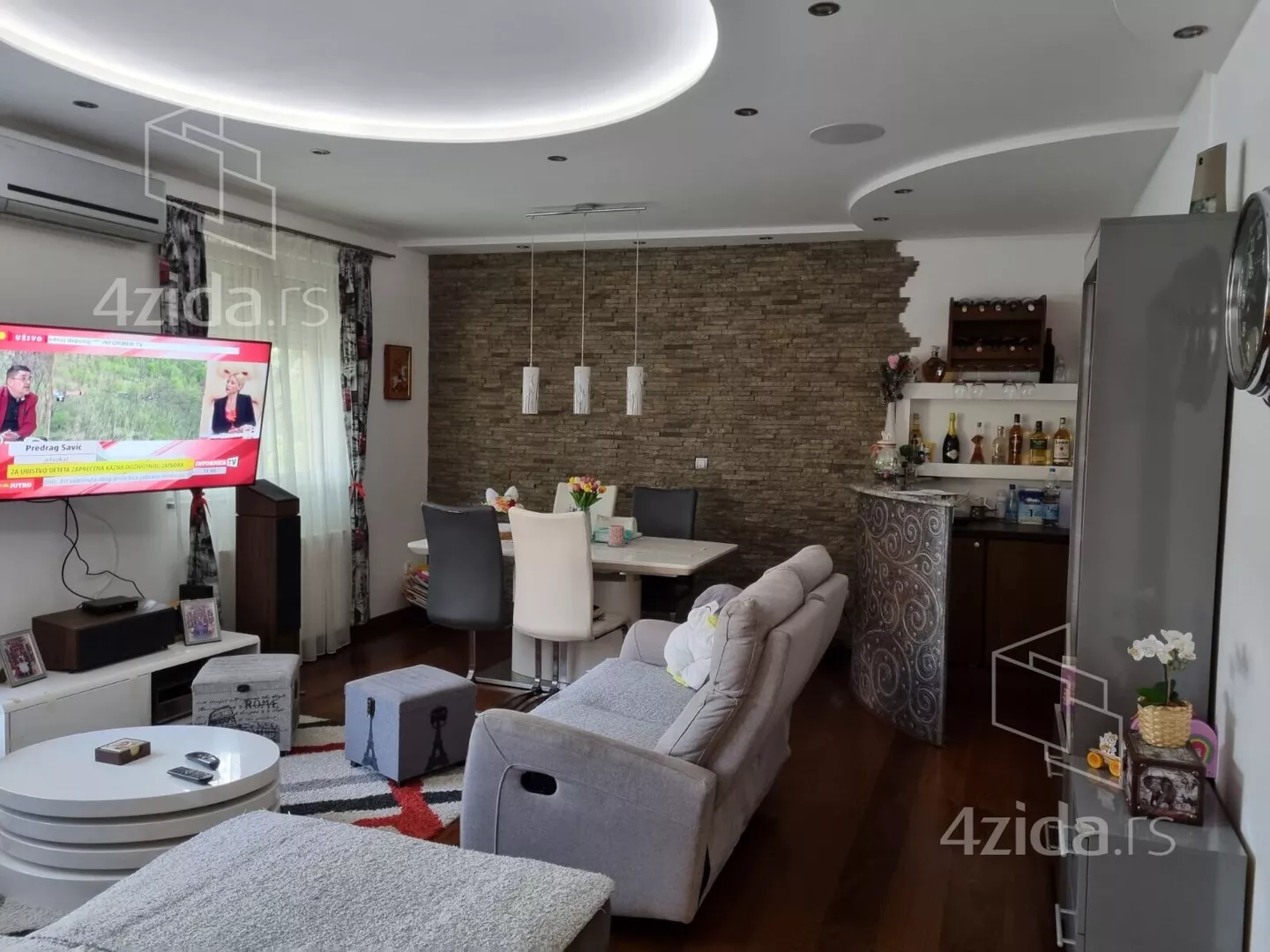 Četvoroiposoban stan | 4zida