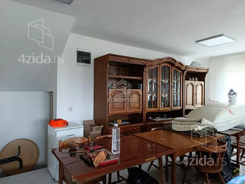 Kuća | 4zida