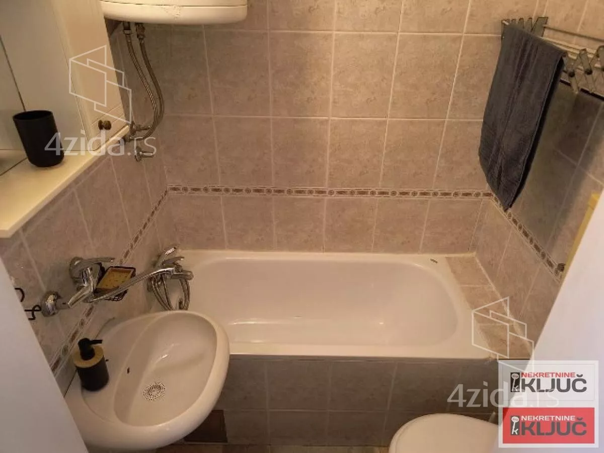 Jednosoban stan | 4zida