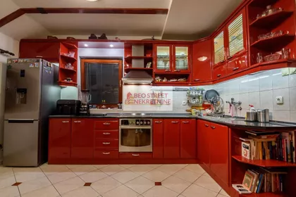 Šantićeva | 4zida.rs