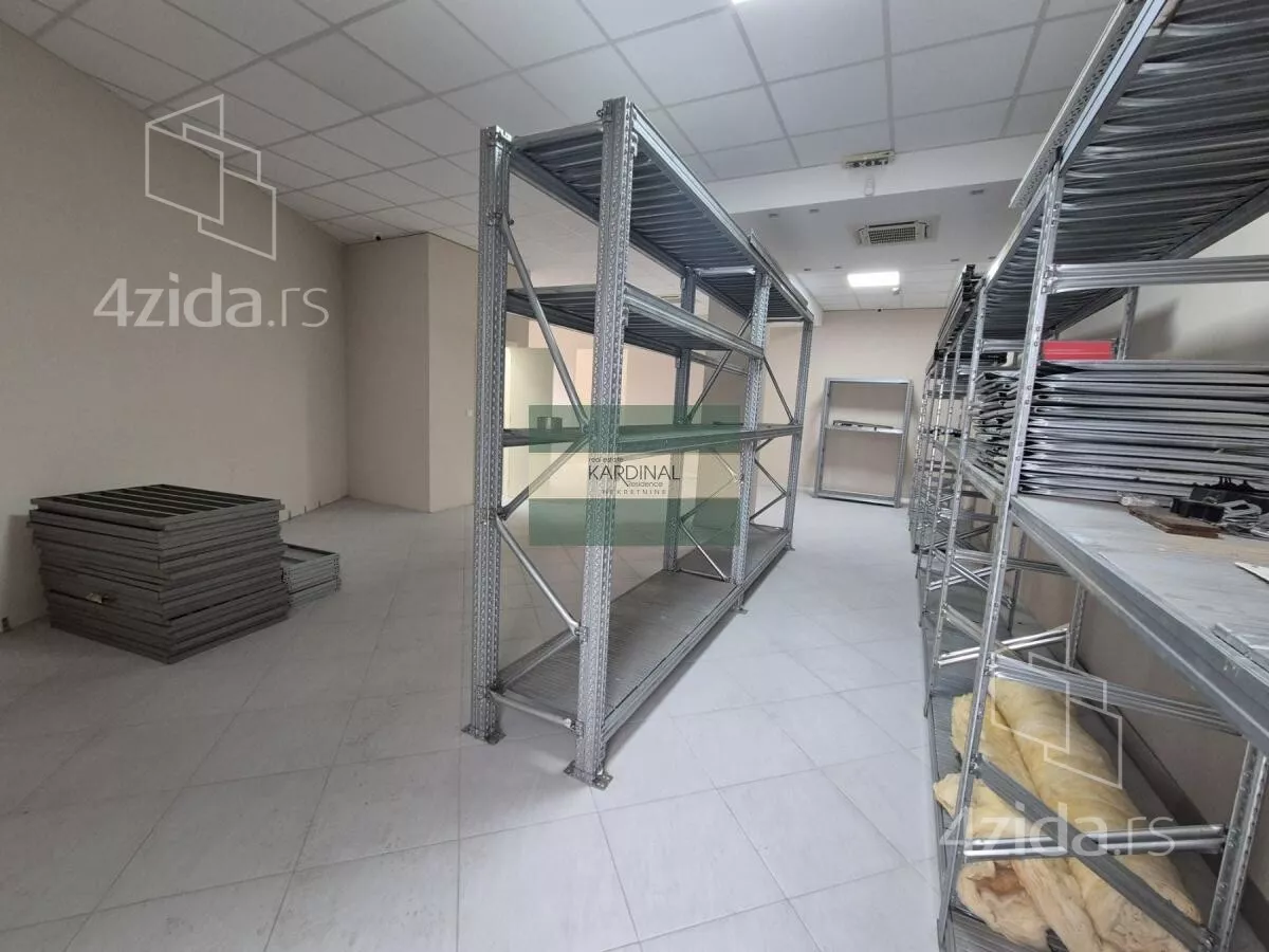 Poslovni prostor | 4zida