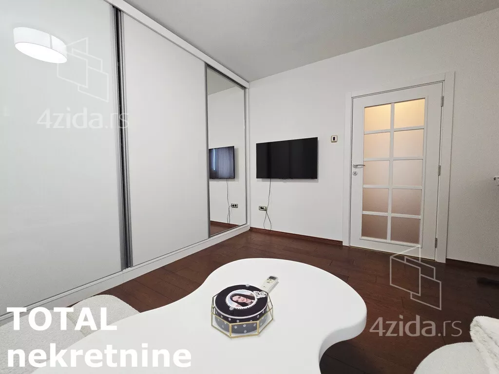 Petosoban stan | 4zida