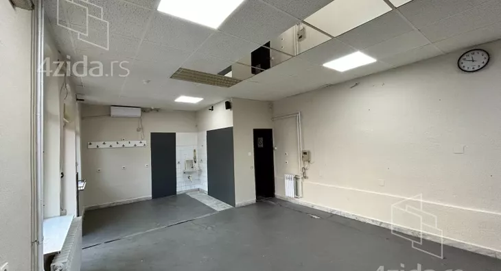 Poslovni prostor | 4zida