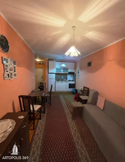 Mali Mokri Lug | 4zida.rs