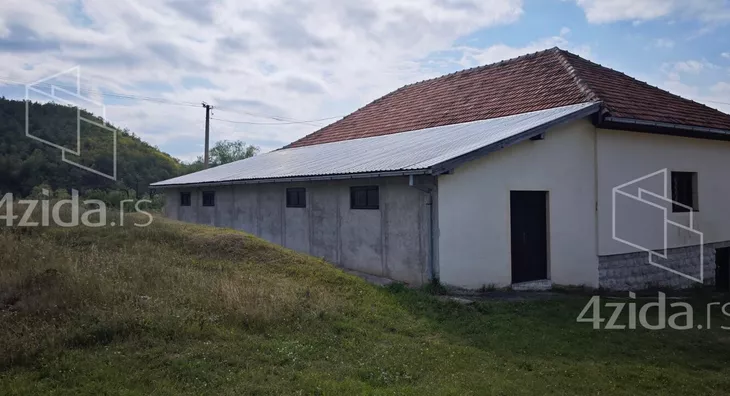 Poslovni prostor | 4zida
