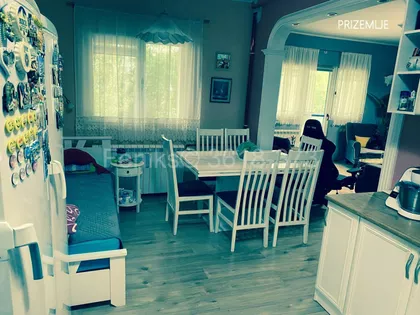 Prve radio stanice | 4zida.rs