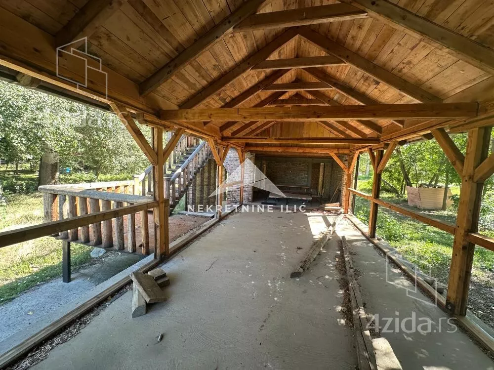 Kuća | 4zida