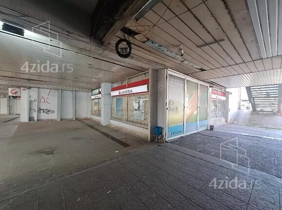 Lokal | 4zida