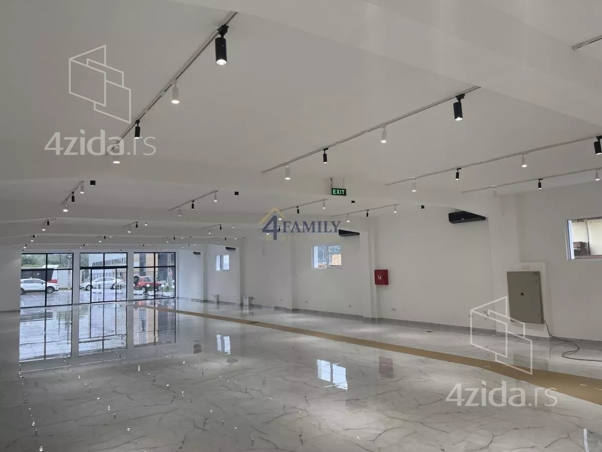 Poslovni prostor | 4zida