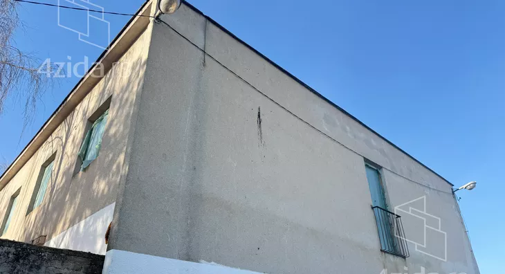 Poslovna zgrada | 4zida